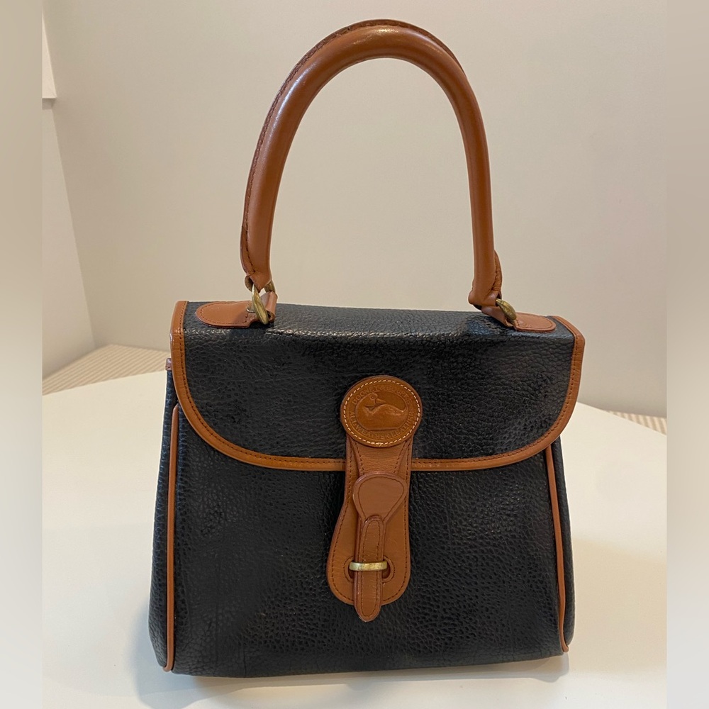 Classic Knock off Dooney Handbag
